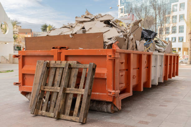 Best Construction Debris Removal  in Moweaqua, IL
