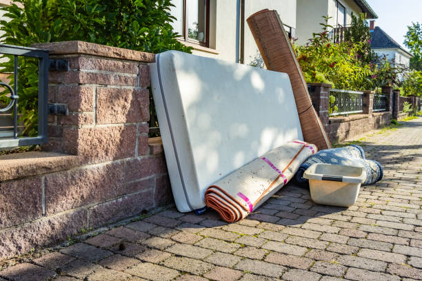 Best Basement Cleanout  in Moweaqua, IL
